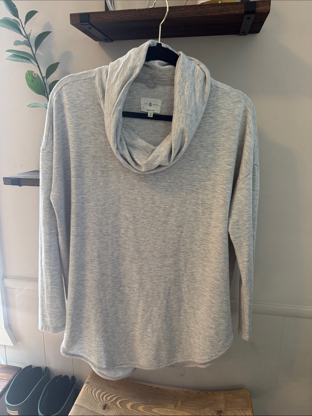 Lou & Grey Cozy Light Gray Cowl Neck Women's Sweater Size Medium